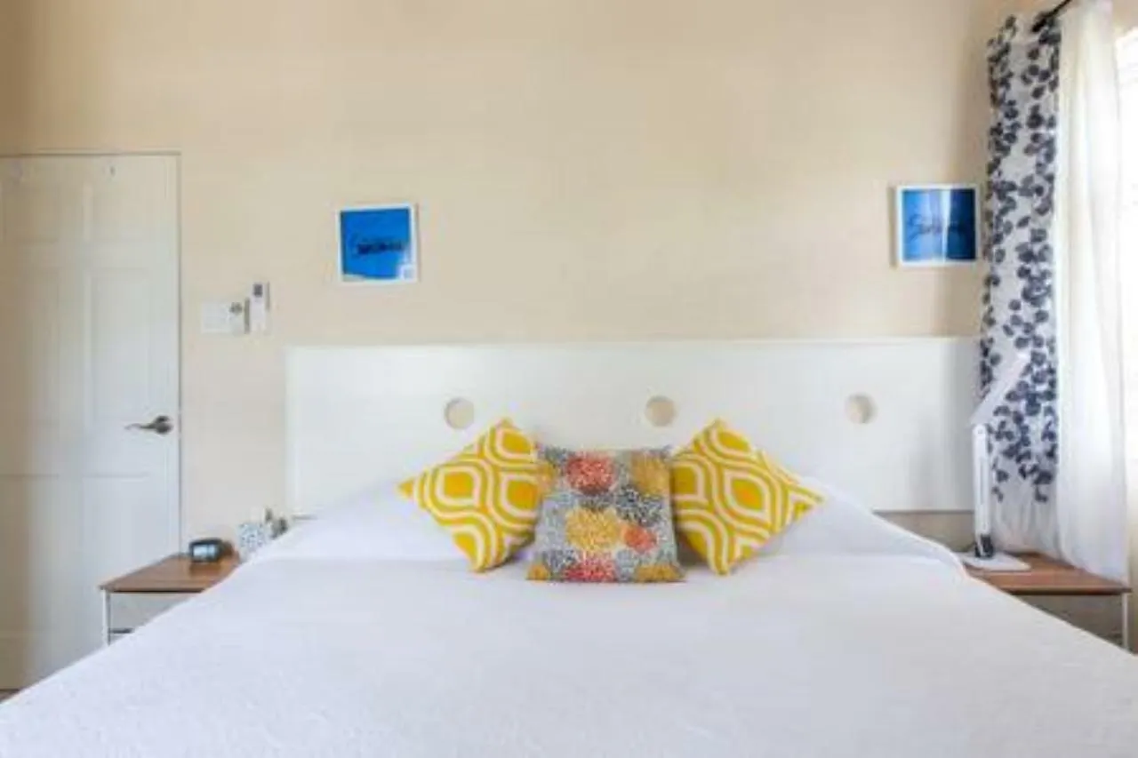 Jaz Cottage Saint James Barbados
